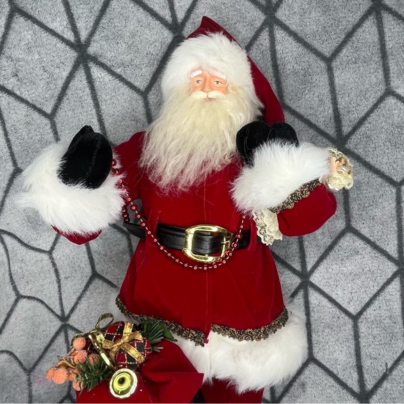 2ft Vintage Standing Santa with Toy Sack - Picture 4 of 9